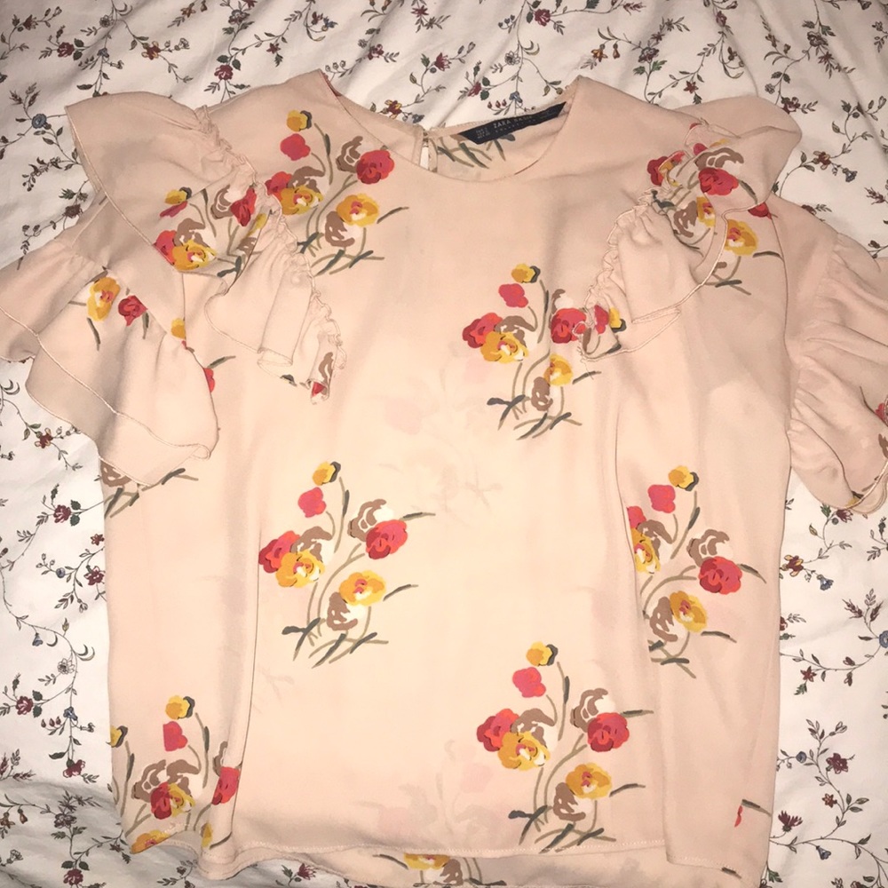 Zara Blouse size Small
